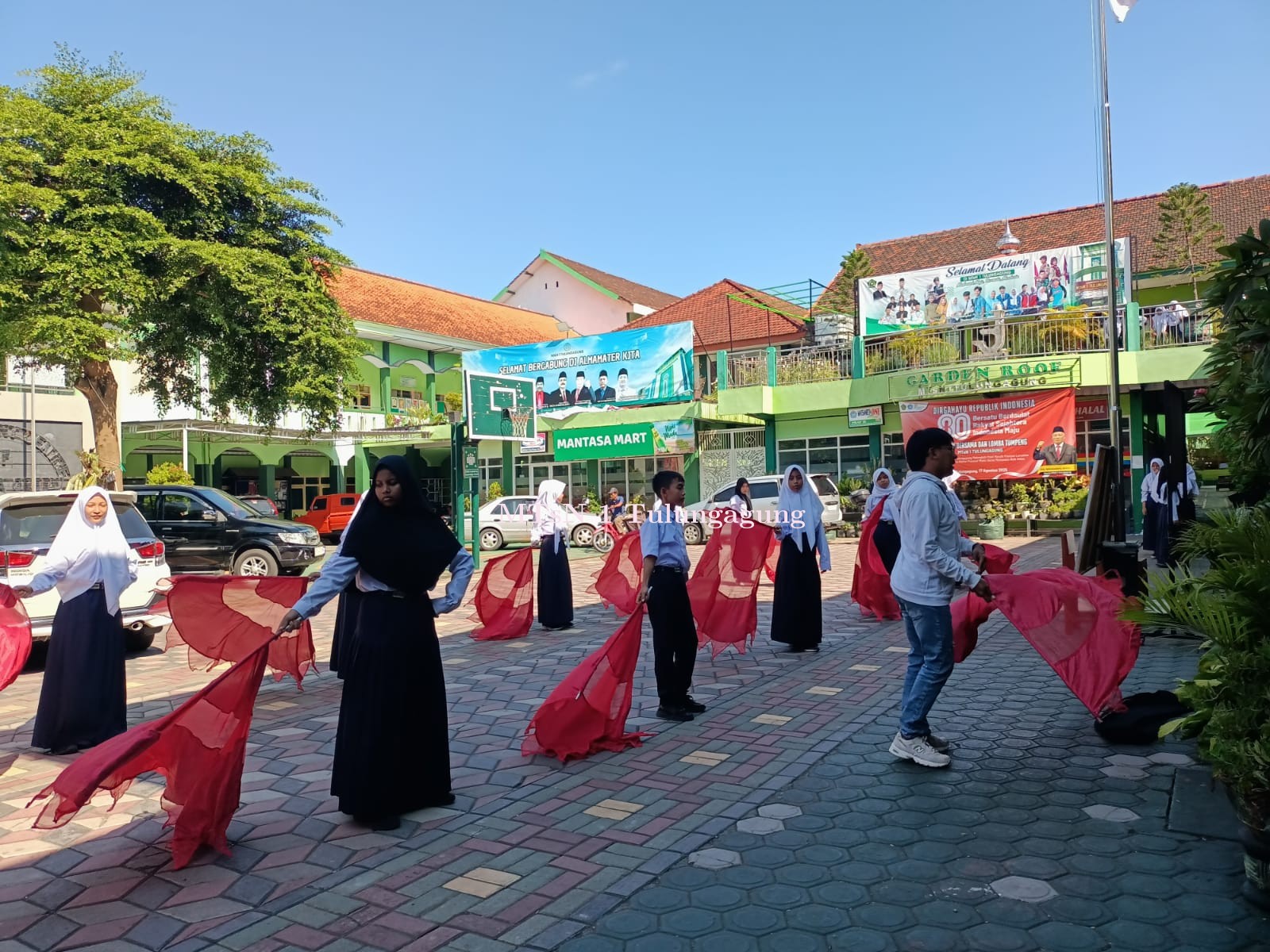 Bersiap Semarakkan Pawai Budaya Bhinneka Tunggal Ika HUT Kemerdekaan RI