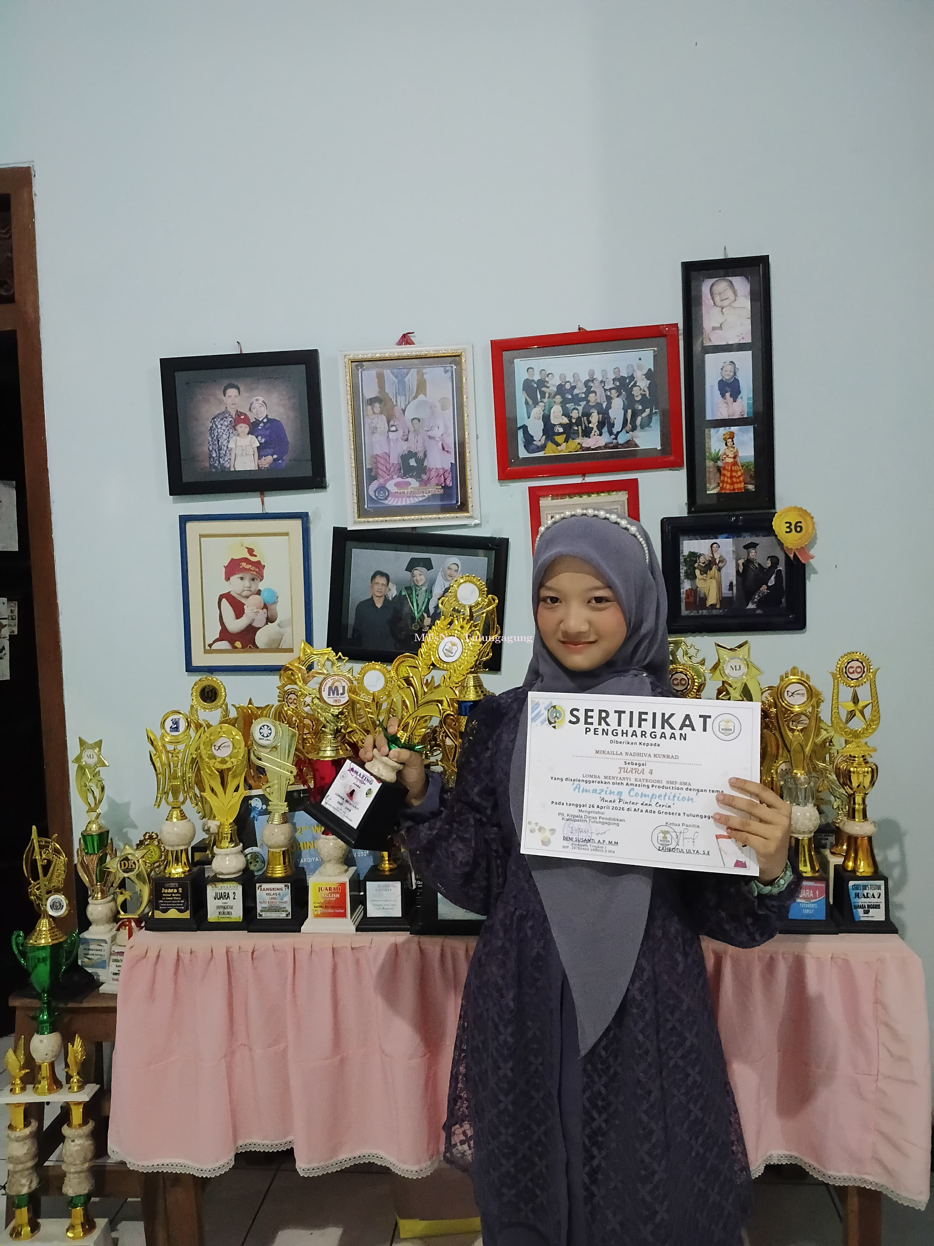 Juara 4 Lomba Menyanyi dalam Event Amazing Competition