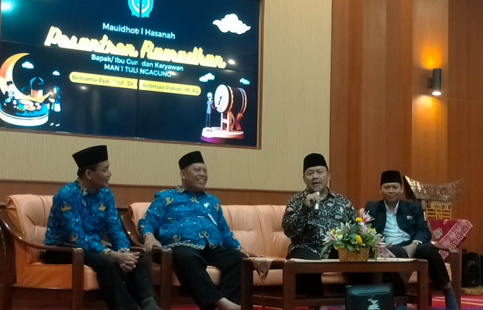 Pesantren Ramadan Bersama Prof. Fathoni